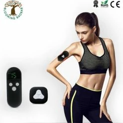 Blooming Baobab EMS Masseur - Elektrodentherapie Apparaat - Massageapparaat - Nek Massage - Rug Massage - Schouder Massage - Spier Massage - Draadloos Met Afstandsbediening - Zes Verschillende Standen - Oplaadbaar - Incl 2 Gelpads - Zwart