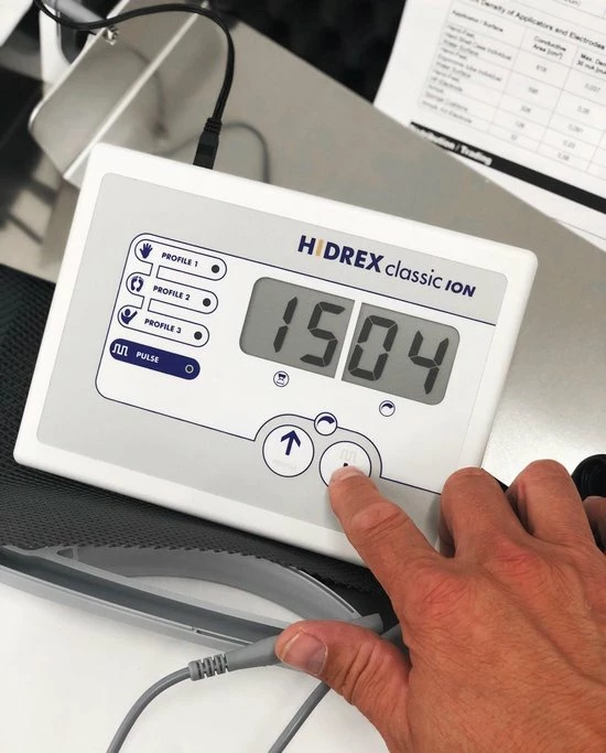 Hidrex ClassicION apparaat voor behandeling van overmatig zweten van handen of voeten Hidrex ClassicION Apparaat Voor Behandeling Van Overmatig Zweten Van Handen Of Voeten -Beurer store 550x683 6