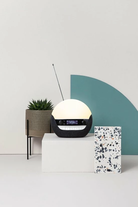 Lumie Bodyclock Luxe 750DAB - Wake-up light - USB/DAB+/Bluetooth - Antraciet Lumie Bodyclock Luxe 750DAB - Wake-up Light - USB/DAB+/Bluetooth - Antraciet -Beurer store 550x825 20